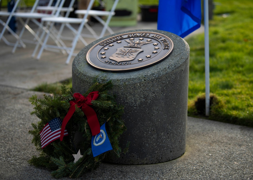 Tahoma National Cemetery hosts Wreaths Across America