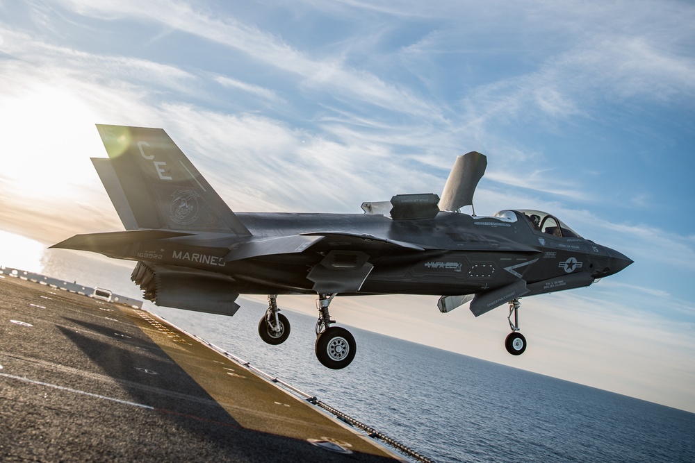 VMFA-225, VMM-165 Launch from USS Boxer for Expeditionary Strike