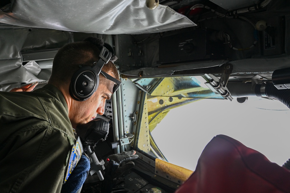 Spouses of D.C. ANG pilots take flight