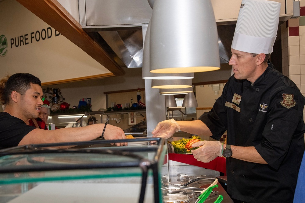 Team Keesler serves Christmas lunch