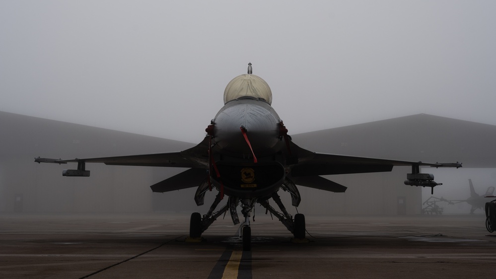 Holloman aircrew prepares for flight amid the mist