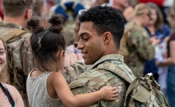 37th IBCT returns home from overseas deployment [Image 6 of 9]