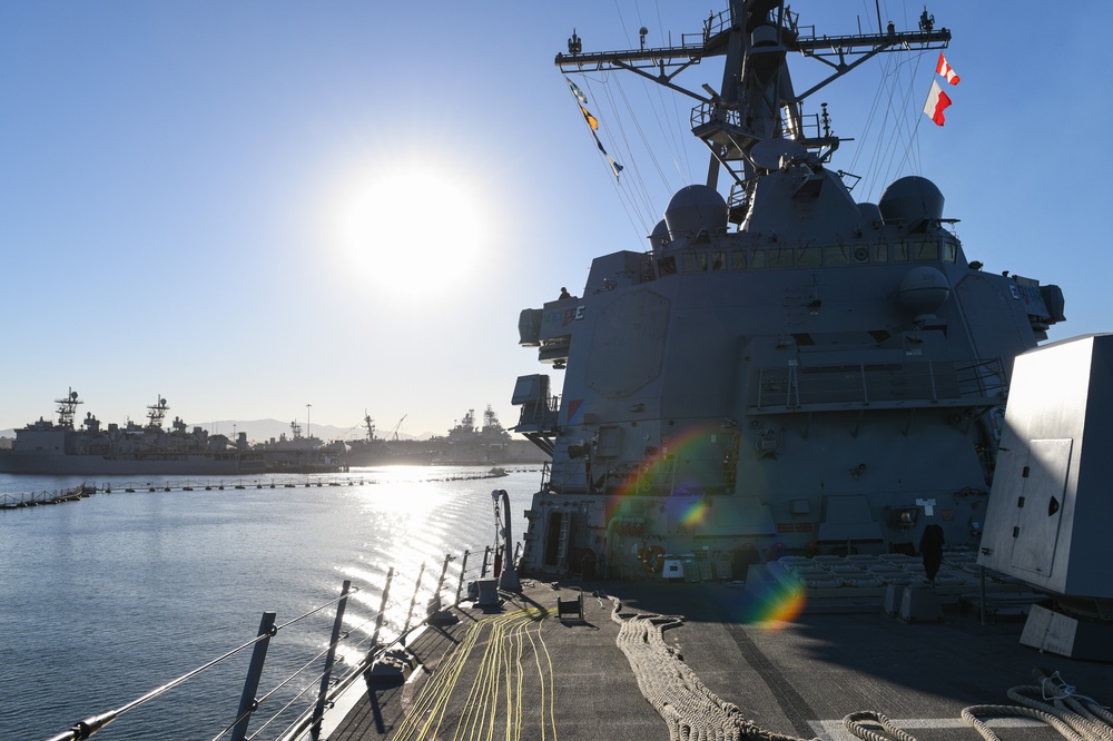 USS Spruance conducts material inspection