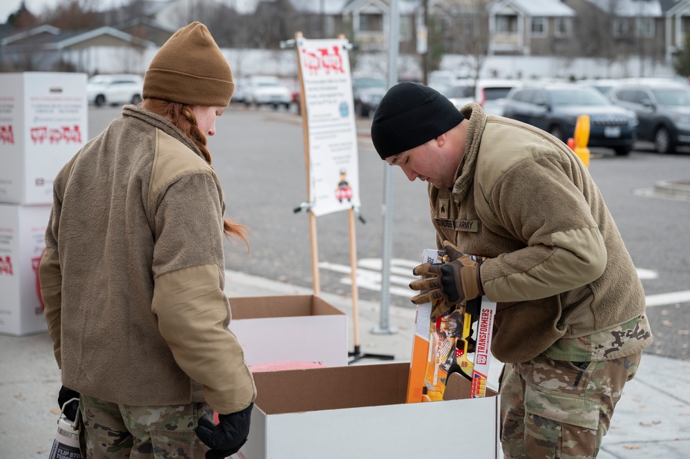 Joint Personnel Recovery Agency members host toy drive