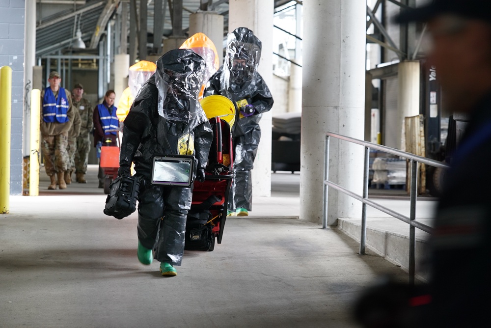 52nd CST works with partner agencies during Operation Stadium White Powder Drill