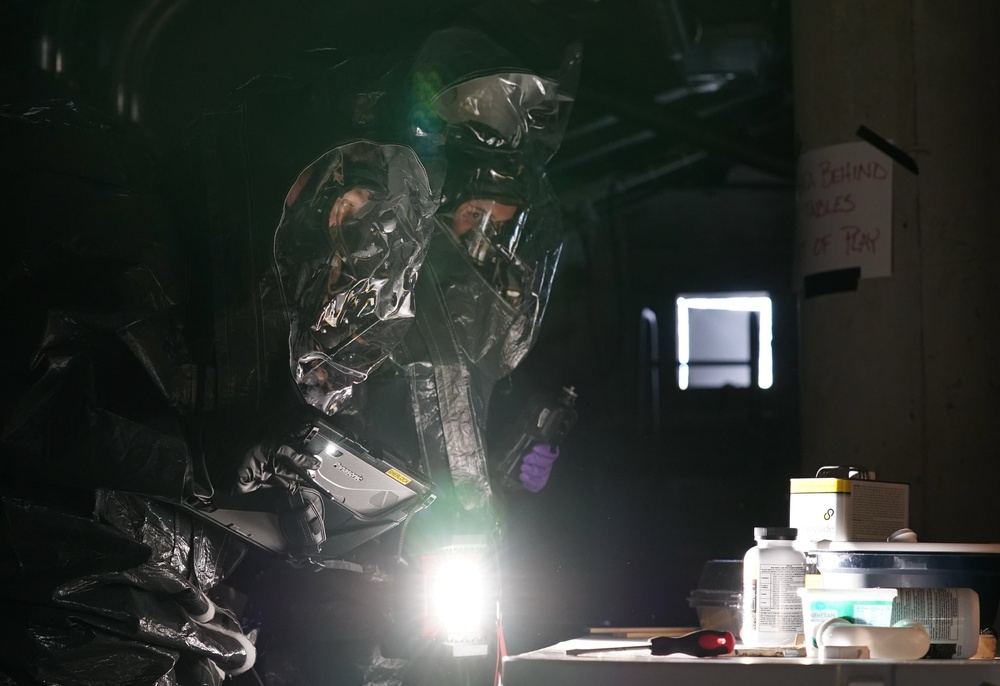 52nd CST works with partner agencies during Operation Stadium White Powder Drill