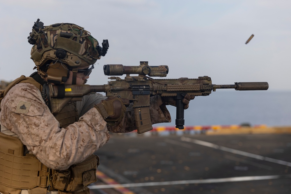 26th MEU(SOC)’s BLT Marines Conduct Live-fire Training