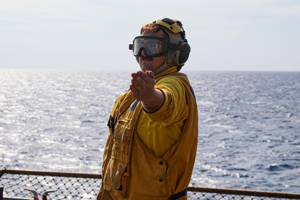 USS Carter Hall (LSD 50) Conducts Vertical Replenishment, Nov. 18, 2023