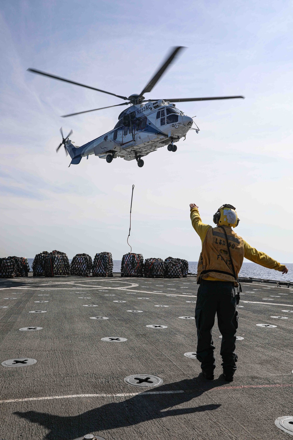 USS Carter Hall (LSD 50) Conducts Vertical Replenishment, Nov. 18, 2023