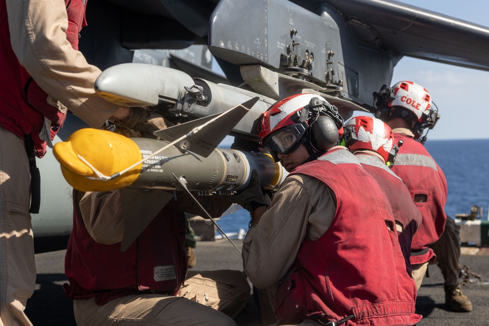 26th MEU(SOC) Harriers Conduct Flight Ops within 5th Fleet AO