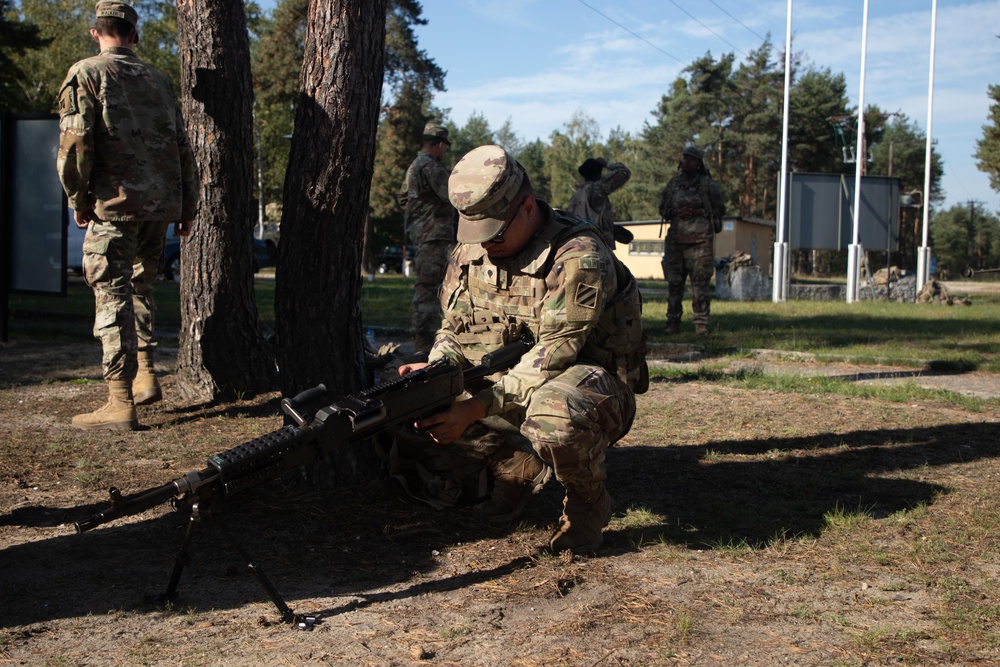 Base of the Pyramid Soldiers conduct crew-served weapon qualification in Poland