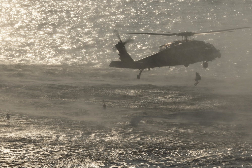 USS BATAAN PERFORMS SAR JUMP EXCERCISE