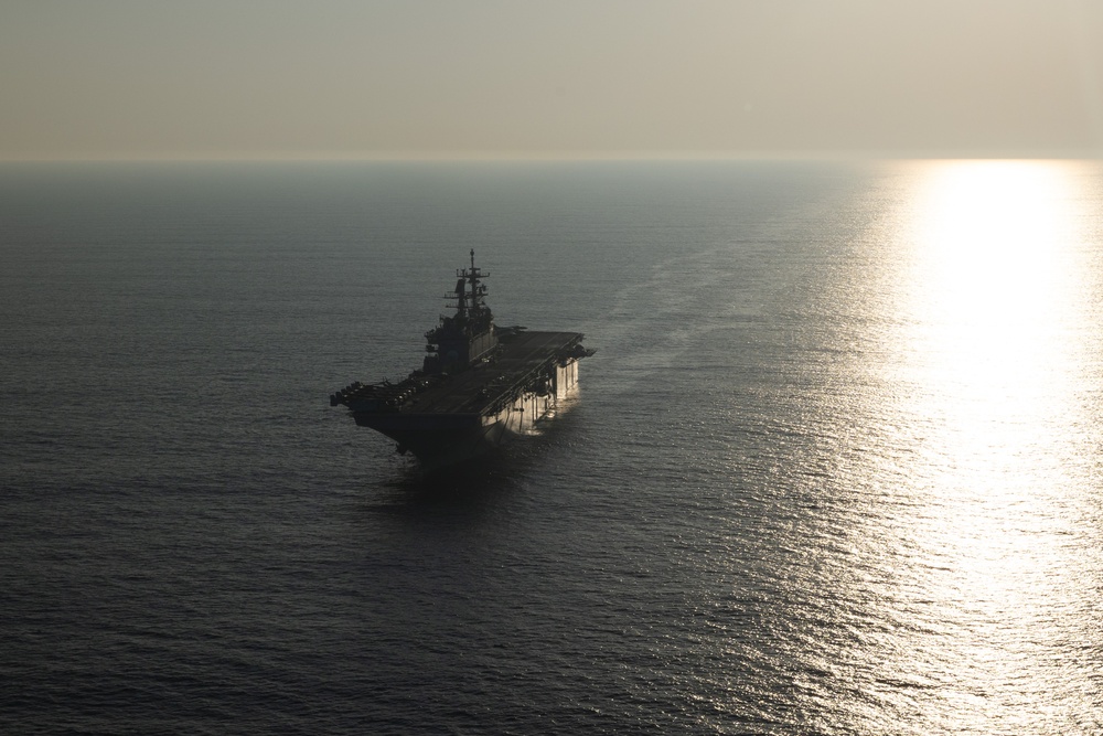 USS BATAAN PERFORMS SAR JUMP EXCERCISE