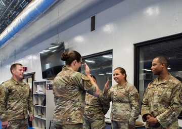 Defenders recognized for helping rescue woman attacked by yellow jackets