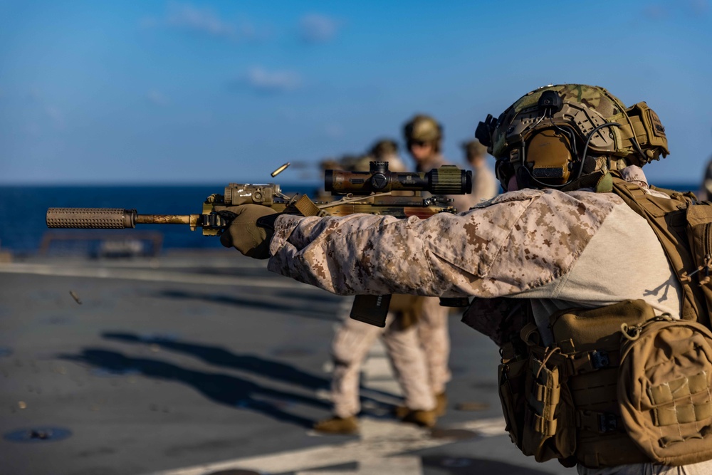 Marines with Battalion Landing Team 1/6, 26th MEU(SOC) Conduct Live-Fire Training