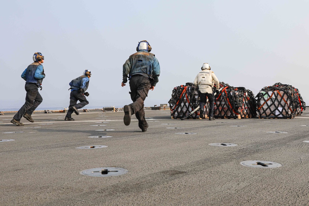 USS Carter Hall (LSD 50) Conducts Vertical Replenishment, Nov. 23, 2023