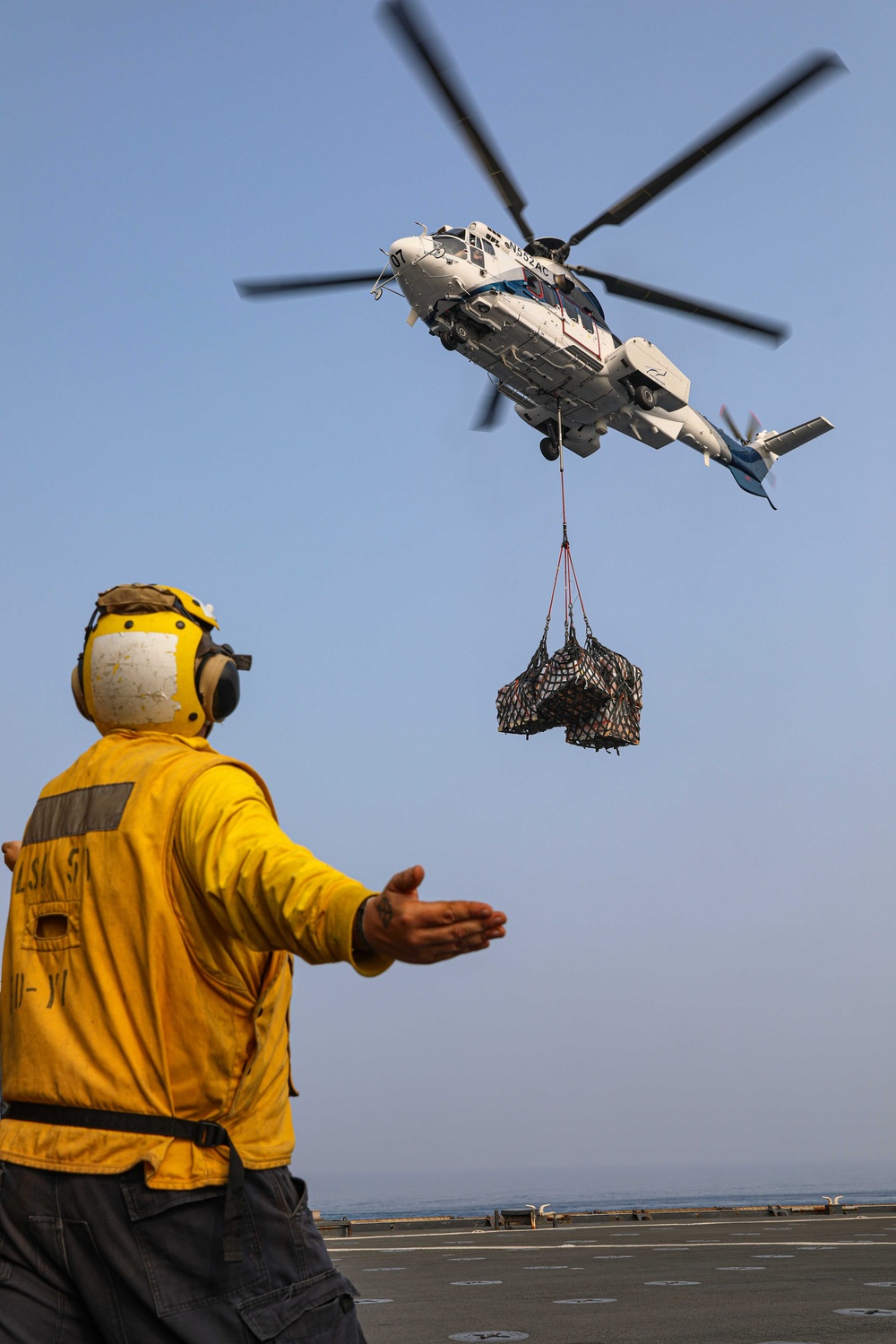 USS Carter Hall (LSD 50) Conducts Vertical Replenishment, Nov. 23, 2023