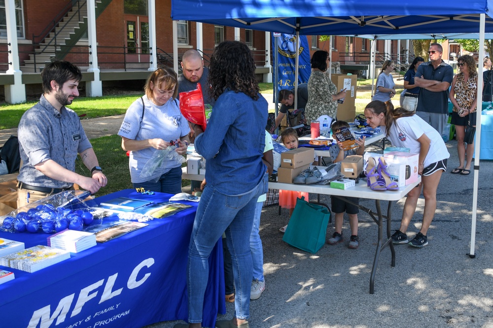 131st Bomb Wing hosts 2023 family day at Jefferson Barracks