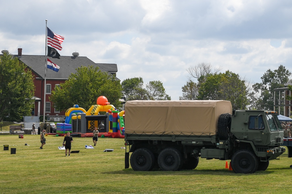 131st Bomb Wing hosts 2023 family day at Jefferson Barracks