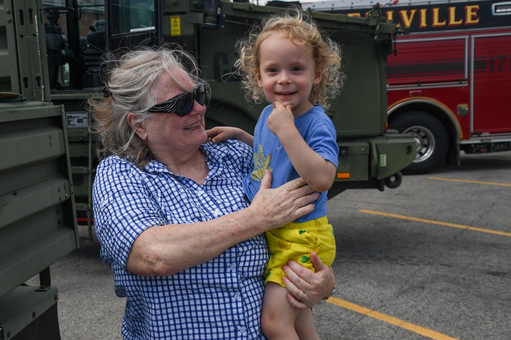 131st Bomb Wing hosts 2023 family day at Jefferson Barracks