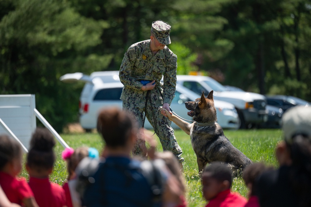 Military working dogs visit JBAB school