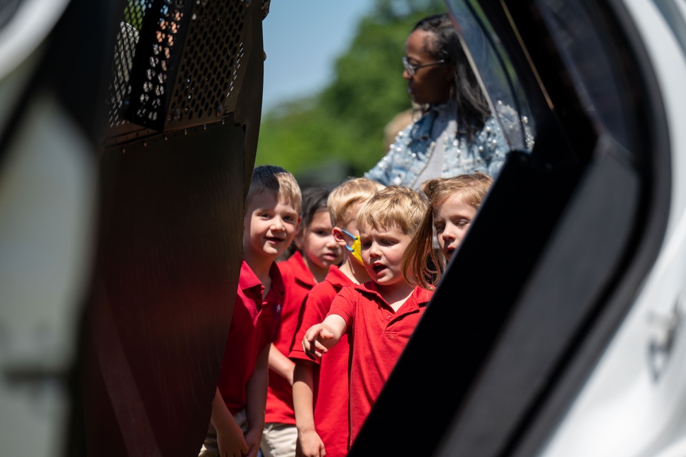 Military working dogs visit JBAB school