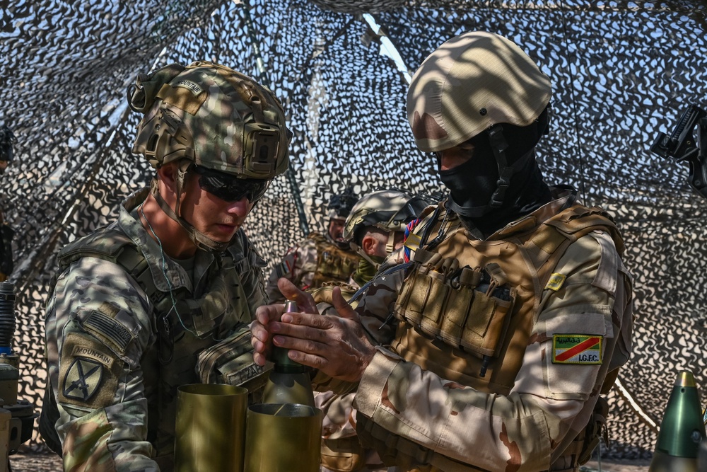 TF Redleg and Iraqi Soldiers Conduct Artillery Training