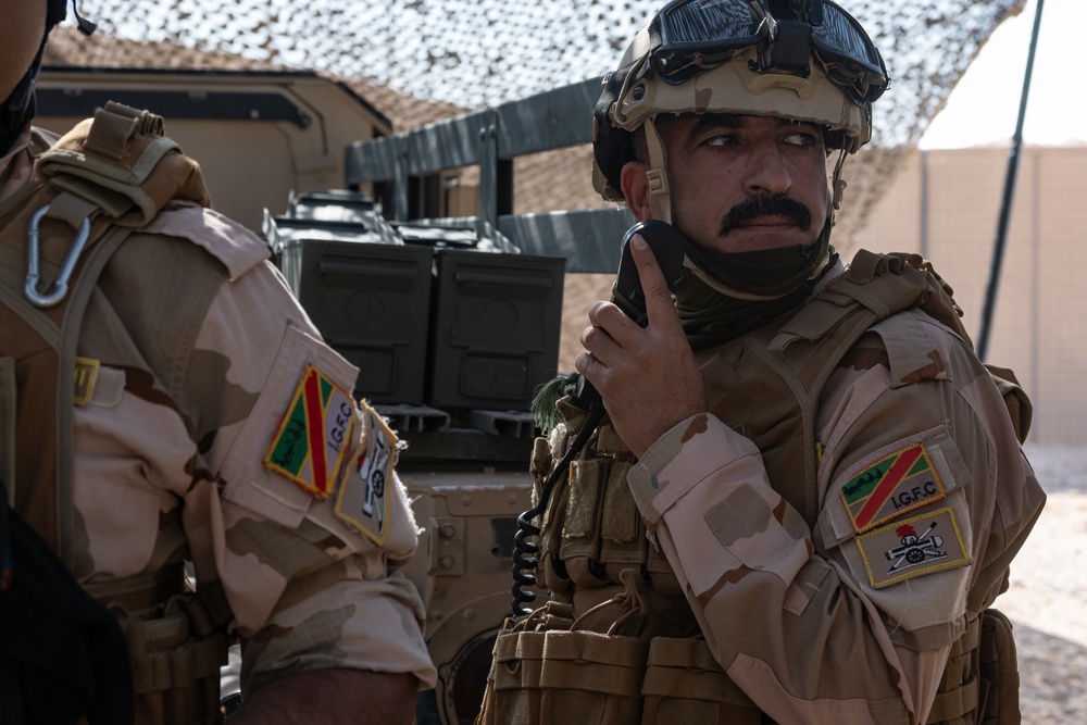 TF Redleg and Iraqi Soldiers Conduct Artillery Training