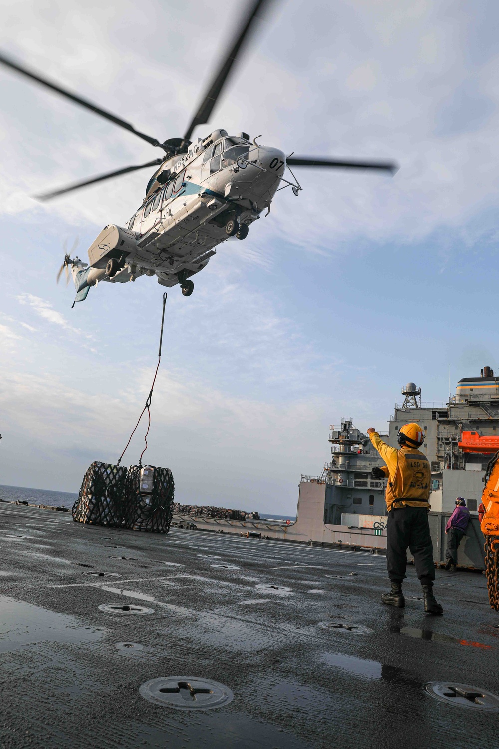 USS Carter Hall (LSD 50) Conducts Vertical Replenishment, Dec. 6, 2023