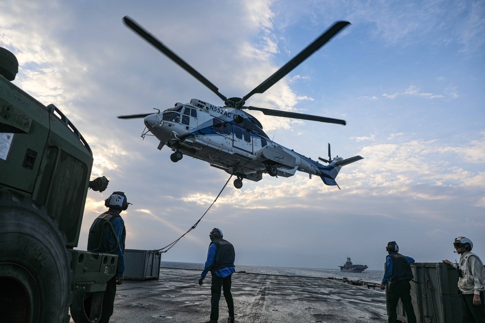 USS Carter Hall (LSD 50) Conducts Vertical Replenishment, Dec. 6, 2023