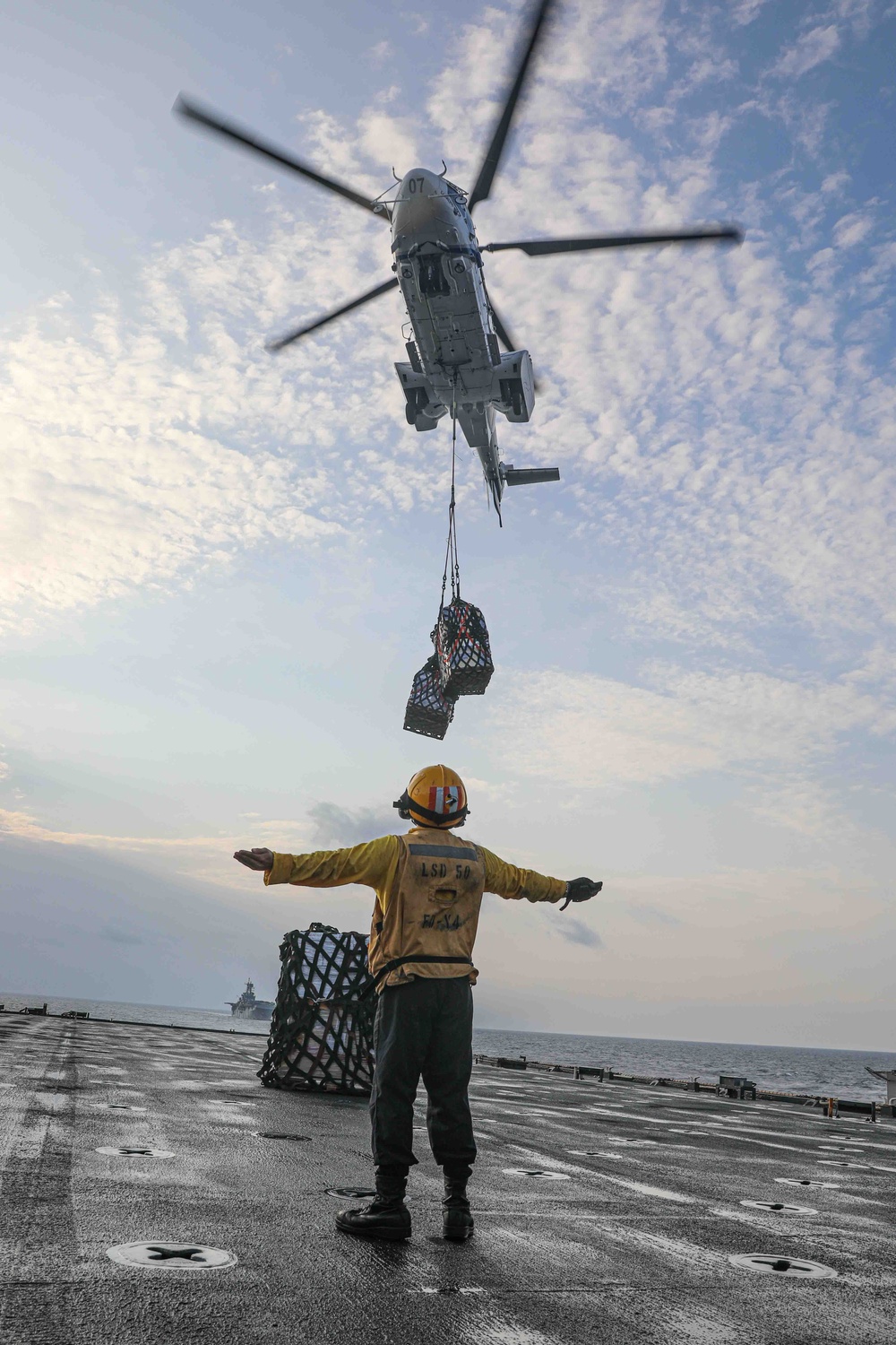 USS Carter Hall (LSD 50) Conducts Vertical Replenishment, Dec. 6, 2023