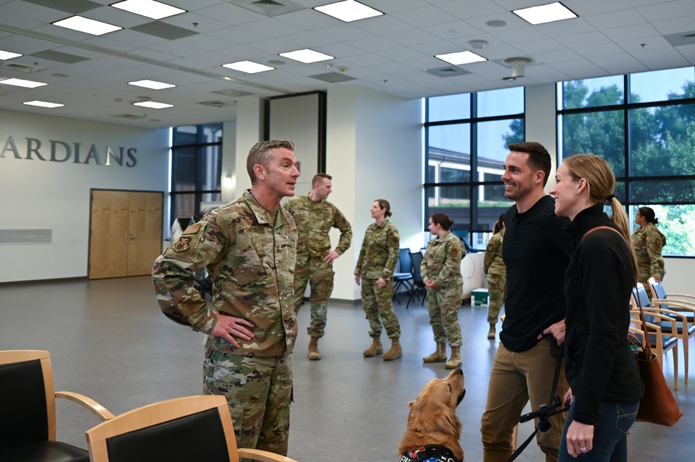 Golden Retriever Life tours 113th Wing, DCANG