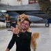 Golden Retriever Life tours 113th Wing, DCANG