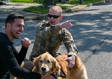 Golden Retriever Life tours 113th Wing, DCANG