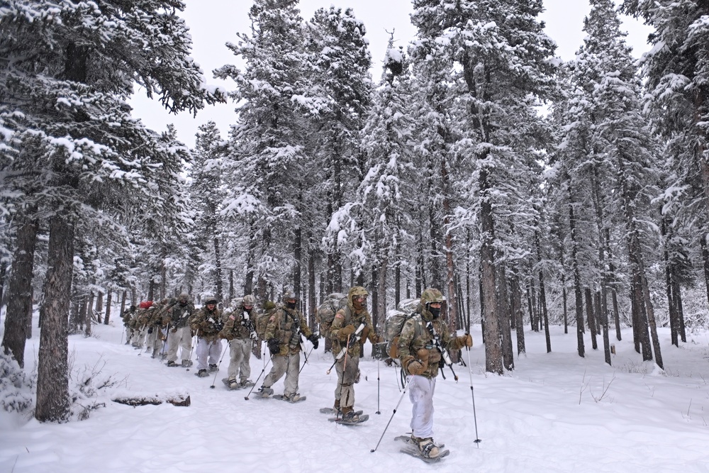 Northern Warfare Training Center produces Arctic leaders