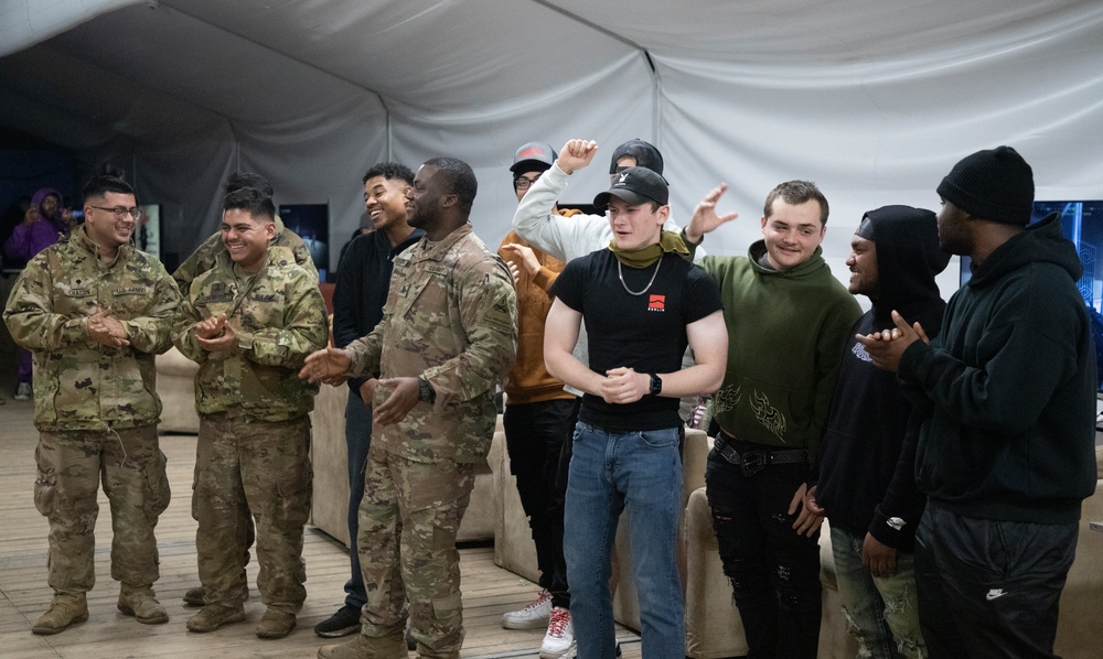 A Show for the Ages! The 3rd Infantry Division Band visits Iron Soldiers in Poland