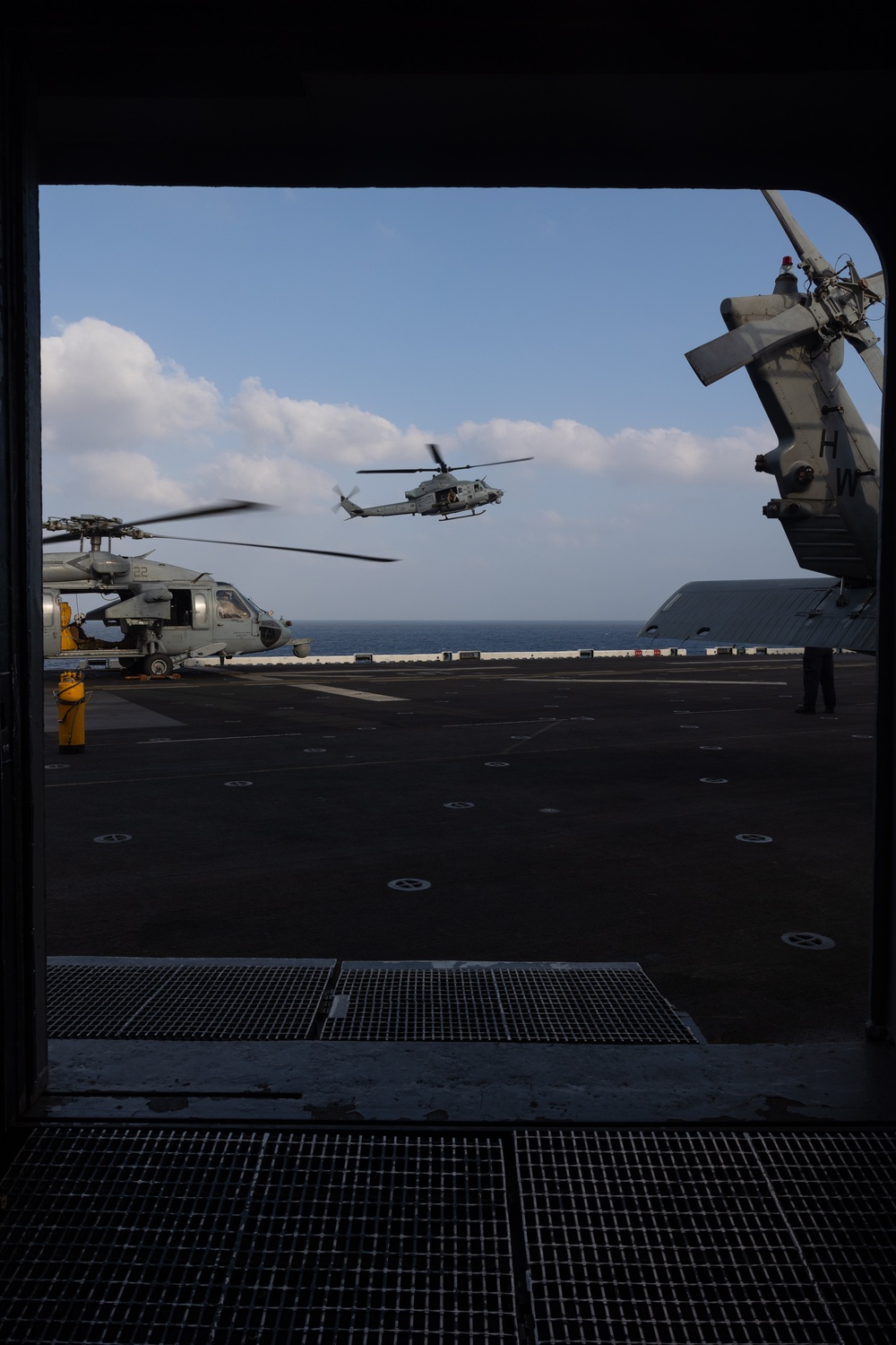 UH-1Y Venom Lands on USS Bataan
