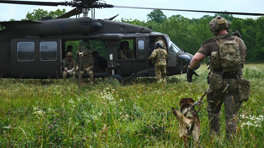 Ohio Army National Guard conducts FRIES training with 2/75 Rangers, K9 Team