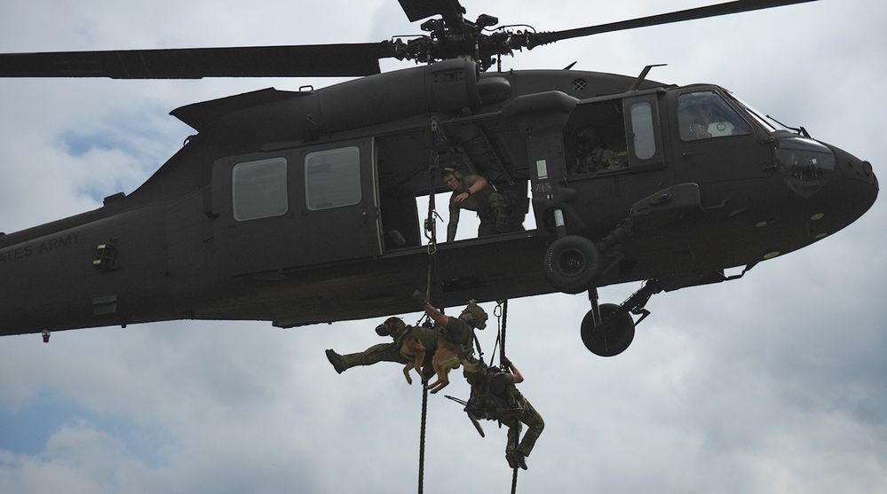 Ohio Army National Guard conducts FRIES training with 2/75 Rangers, K9 Team