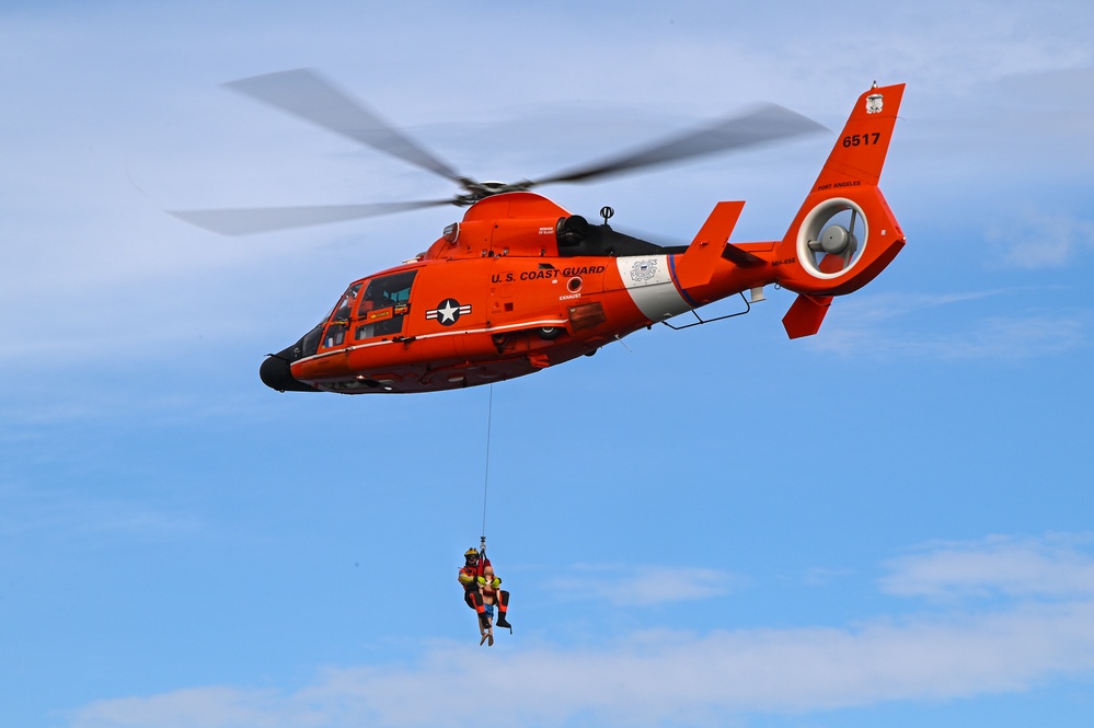 Coast Guard crews conduct search and rescue exercise with partner agencies