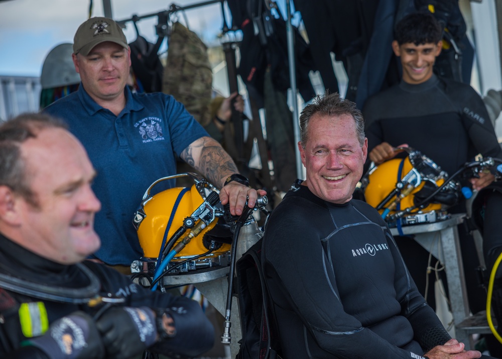 Representative Ed Case Views Octocoral with Pearl Harbor Naval Shipyard Divers