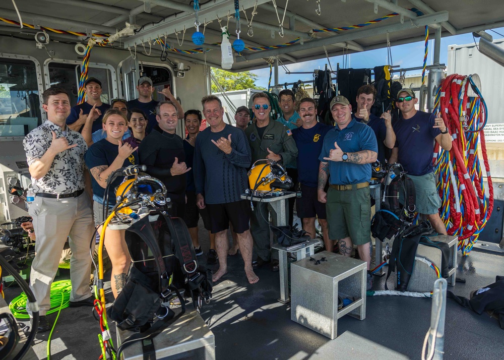 Representative Ed Case Views Octocoral With Pearl Harbor Naval Shipyard Divers