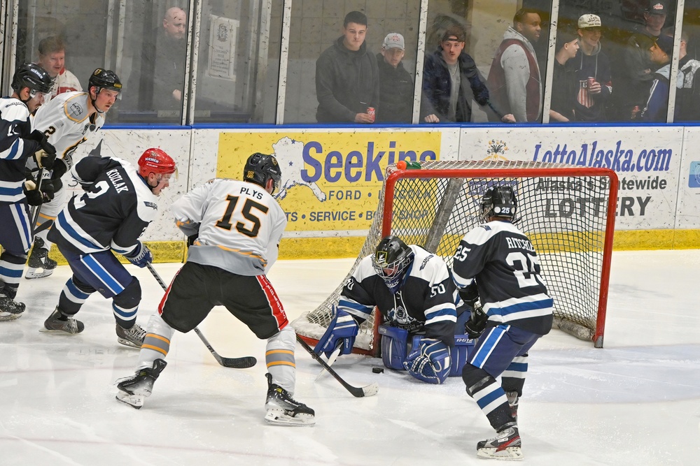 Arctic Warriors top Icemen 6-3 in Army vs Air Force hockey