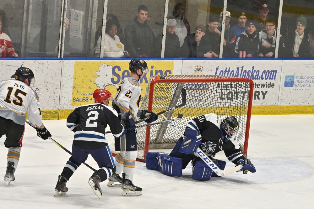 Arctic Warriors top Icemen 6-3 in Army vs Air Force hockey