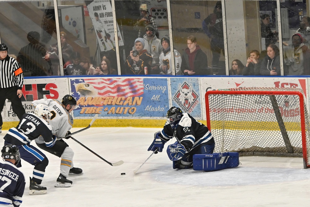 Arctic Warriors top Icemen 6-3 in Army vs Air Force hockey