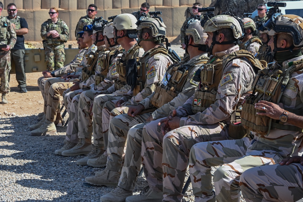 TF Redleg and Iraqi Soldiers Conduct Artillery Training