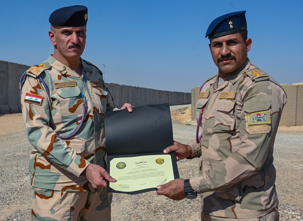 TF Redleg and Iraqi Soldiers Conduct Artillery Training