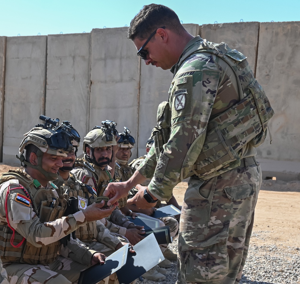 TF Redleg and Iraqi Soldiers Conduct Artillery Training