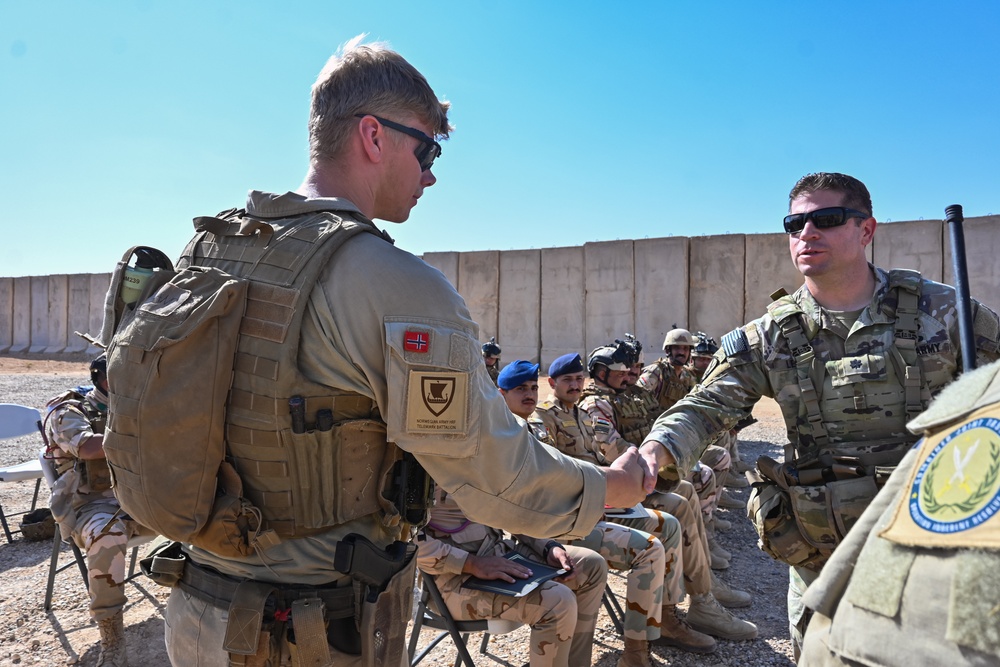 TF Redleg and Iraqi Soldiers Conduct Artillery Training