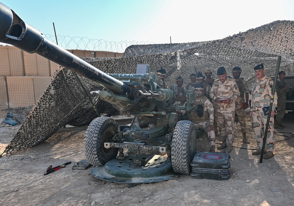 TF Redleg and Iraqi Soldiers Conduct Artillery Training